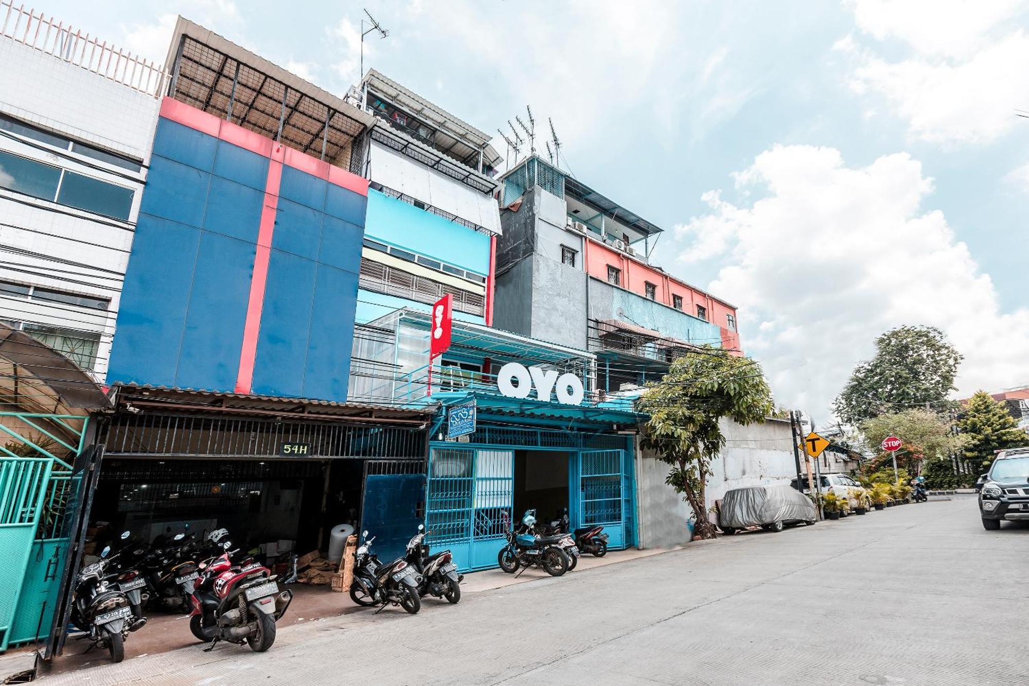 Hotel OYO 478 Balcon Biru Yakarta Exterior foto